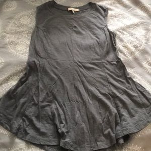 Grey Eri + Ali top